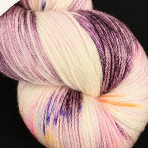 Chile Knitz Cuddly Sock Yarn SW Merino Nylon 4ply Mauve-It - Picture 2 of 3